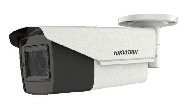 Cámara bullet 4en1 varifocal motorizada 5MP alto rendimiento con poca luz 2.7-13.5mm IP67 WDR130 IR80 Hikvision
