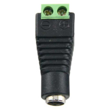 Conector DC hembra estándar con salida +/- de 2 terminales para alimentación